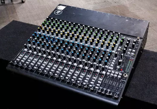 Mackie - 1604-VLZ4 16-Channel Compact 4-Bus Mixer